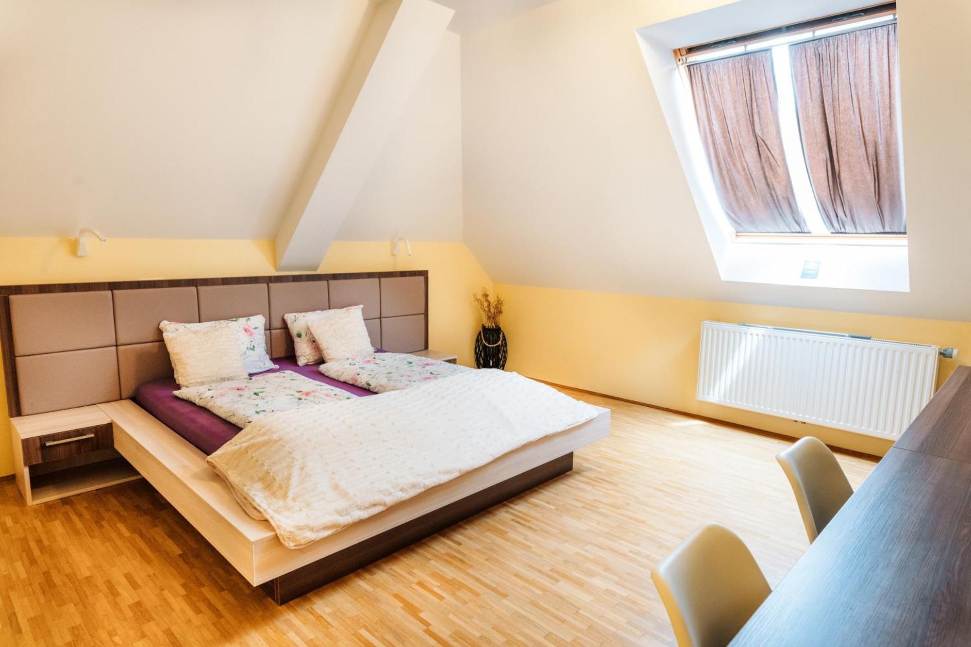 Dvorec Trebnik - Sobe Slovenske Konjice Dış mekan fotoğraf