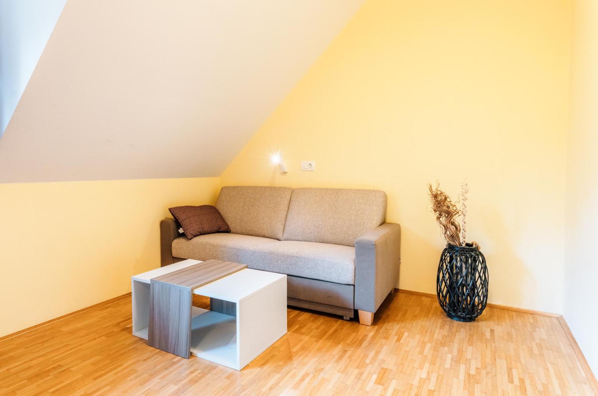 Dvorec Trebnik - Sobe Slovenske Konjice Dış mekan fotoğraf