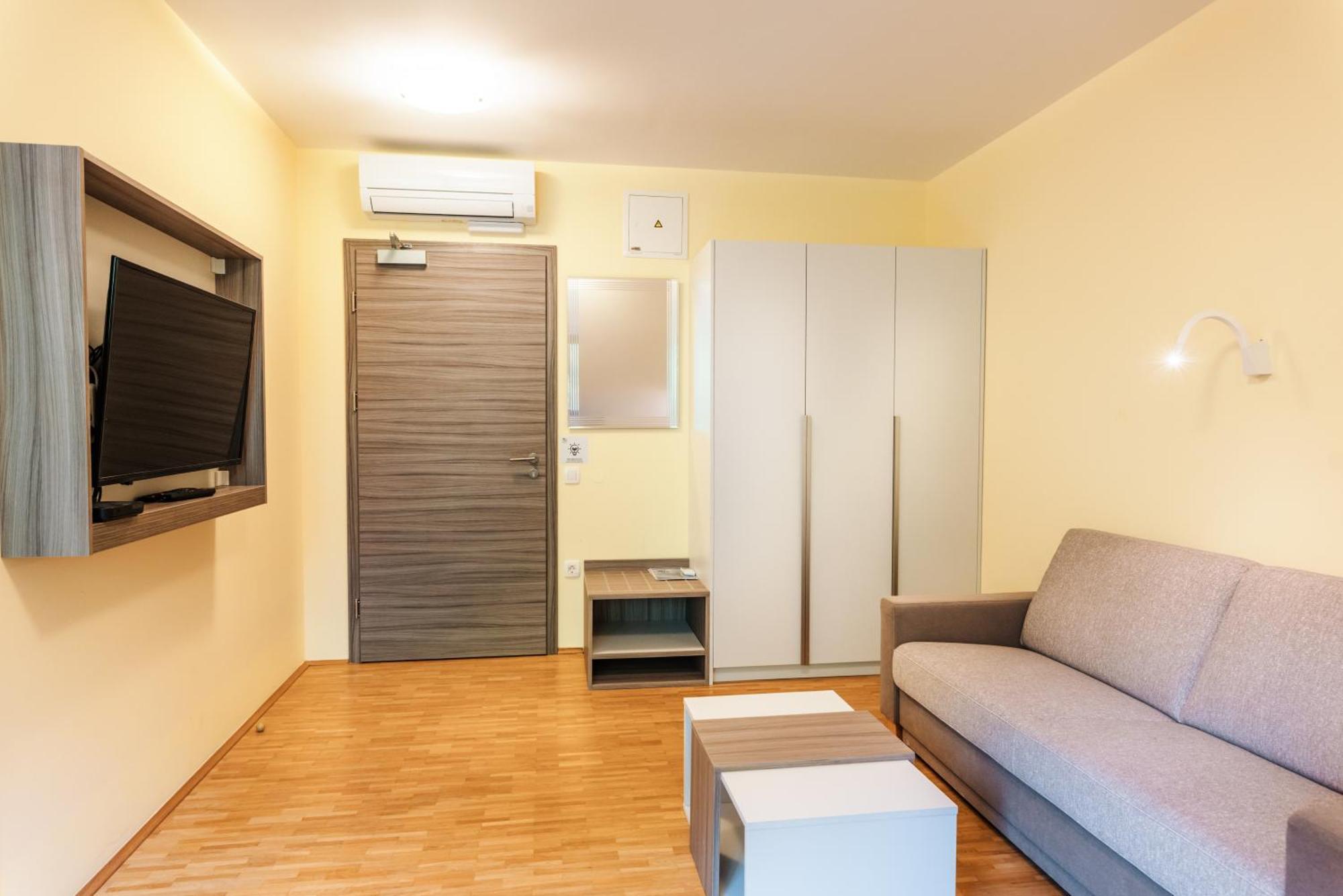 Dvorec Trebnik - Sobe Slovenske Konjice Dış mekan fotoğraf
