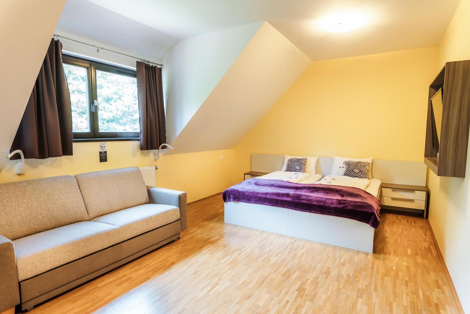 Dvorec Trebnik - Sobe Slovenske Konjice Dış mekan fotoğraf